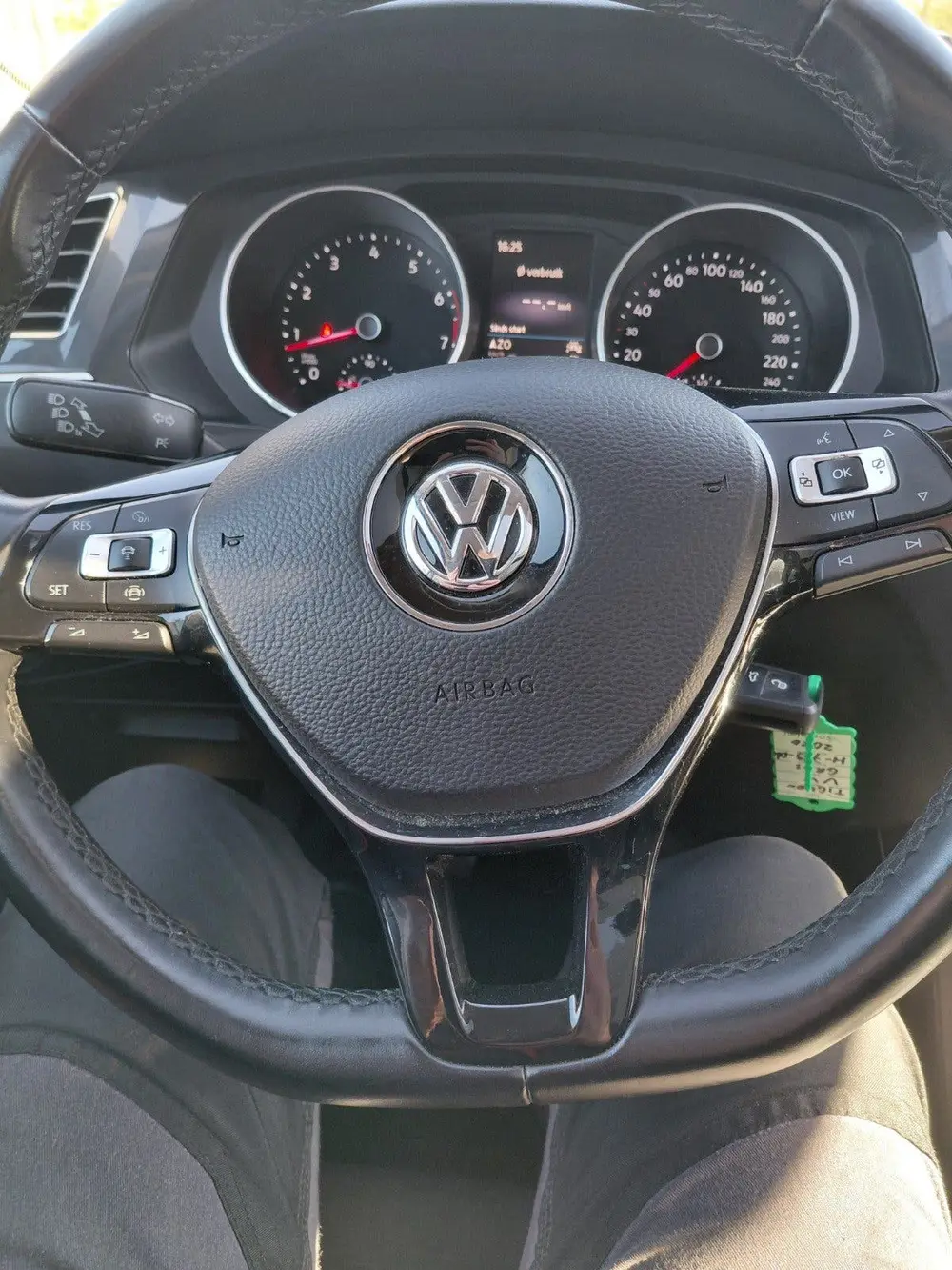 Volkswagen Tiguan 1.5 TSI 130pk 2020 Grijs uit 2020, foto 11