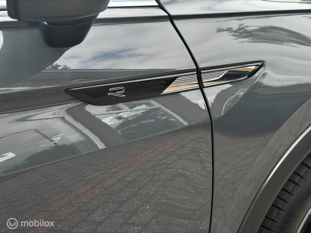 Volkswagen Tiguan 1.5 TSI R LINE DSG PANO/CAMERA/LED/ECC uit 2023, foto 18