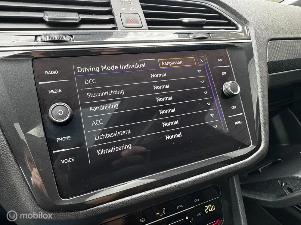 Volkswagen Tiguan 1.5 TSI R LINE DSG PANO/CAMERA/LED/ECC uit 2023, foto 9