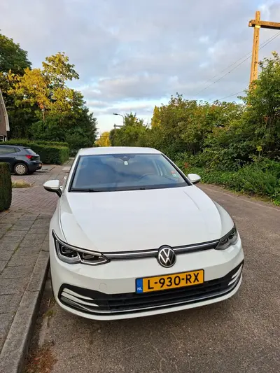 Volkswagen Golf Style 1.5 TSI 130pk 2021 Wit uit 2021