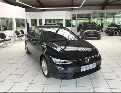 Volkswagen Golf 1.0 TSI 110pk 2022 Zwart uit 2022