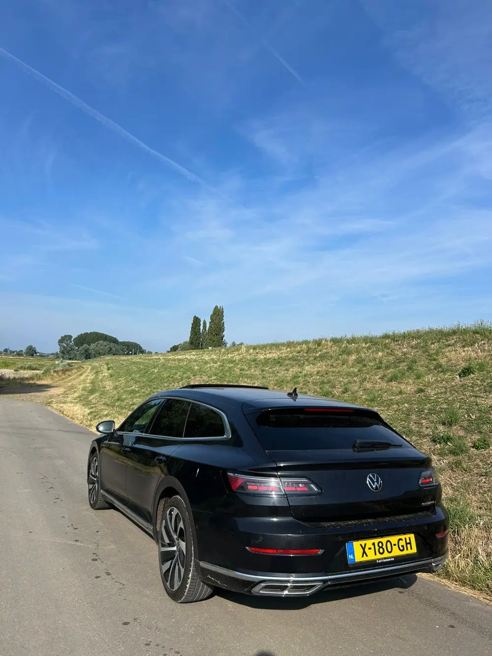 Volkswagen Arteon Shooting Brake Arteon 1.4 Ehybrid 218pk 6-DSG 2022 Zwart uit 2022, foto 4