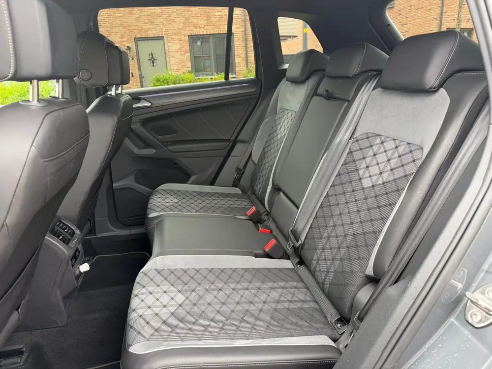 Volkswagen Tiguan 1.4 TSI Ehybrid 245pk DSG 2021 Grijs | BTW uit 2021, foto 14