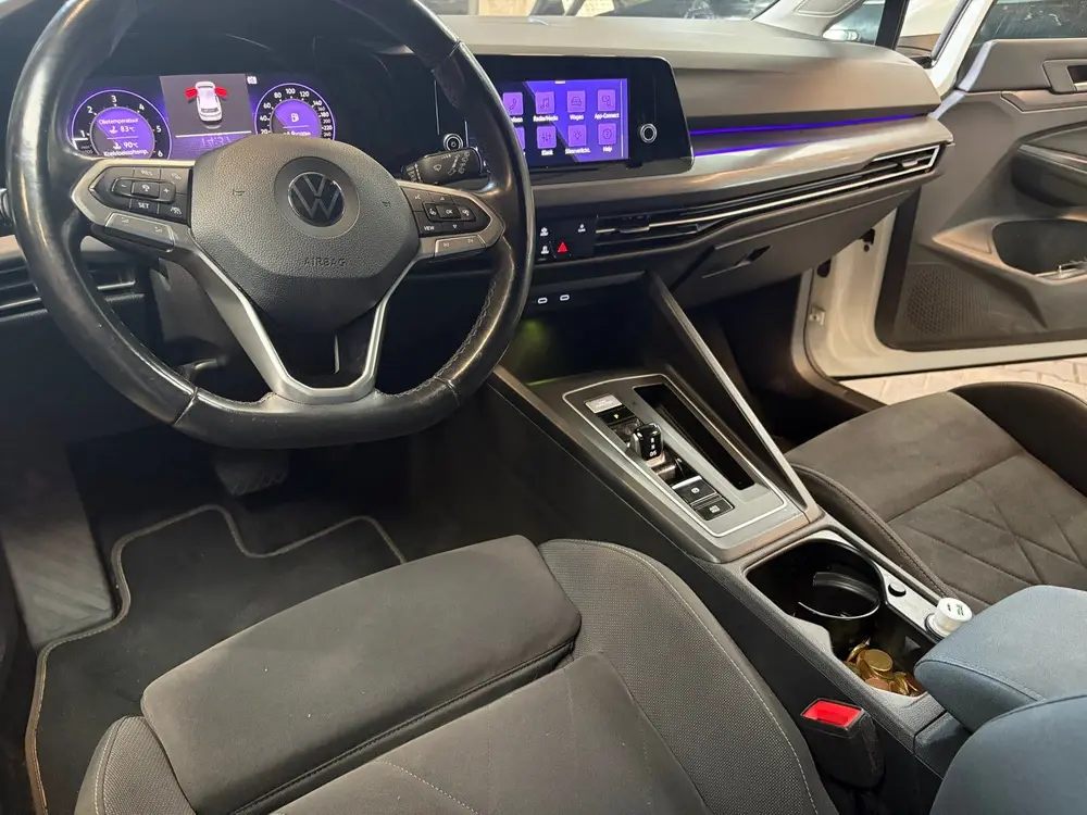Volkswagen Golf 8 style tdi 2.0 uit 2020, foto 14