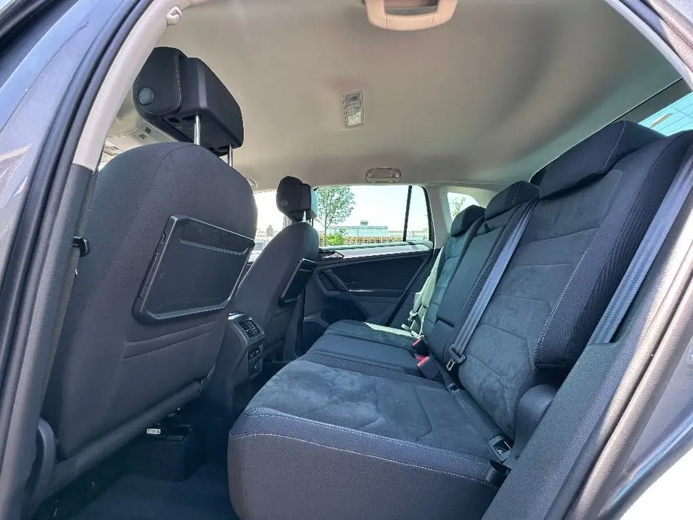 Volkswagen Tiguan 1.5 TSI | Comfortline Trekhaak LED CarPlay uit 2019, foto 18