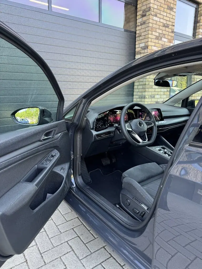 Volkswagen Golf 8 1.4 eHybrid DSG | Virtual Cockpit | 19inch uit 2021, foto 10