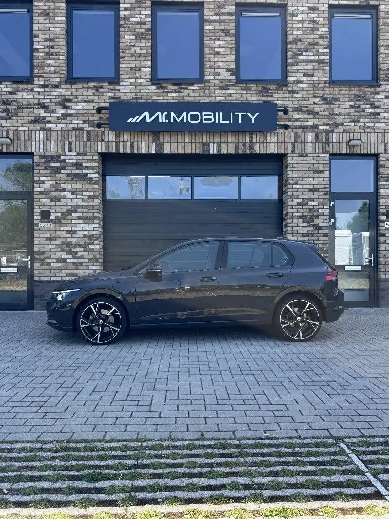 Volkswagen Golf 8 1.4 eHybrid DSG | Virtual Cockpit | 19inch uit 2021, foto 3