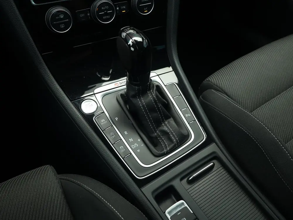 Volkswagen Golf 2.0 TSI 4Motion R 301PK Performance|Akra|Cam uit 2019, foto 5