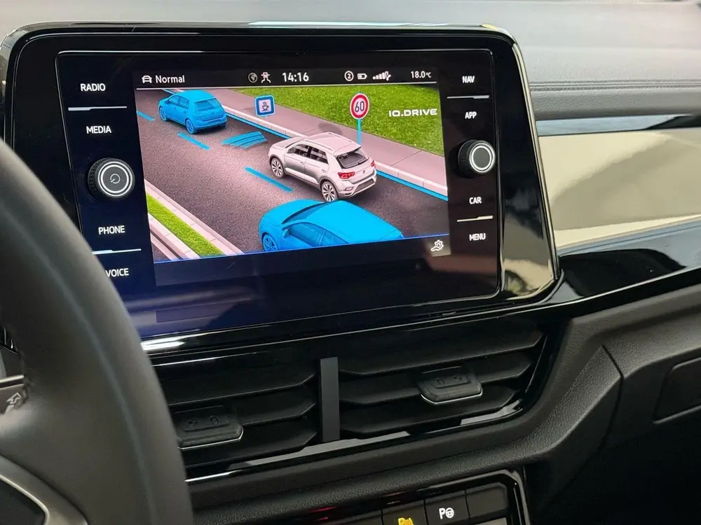 Volkswagen T-Roc 1.5 TSI 2024 R-line Black style Panoramadak uit 2024, foto 10