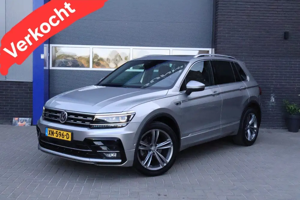 Volkswagen Tiguan 1.5 TSI R-line ACC I Pano I Apple Carplay uit 2019