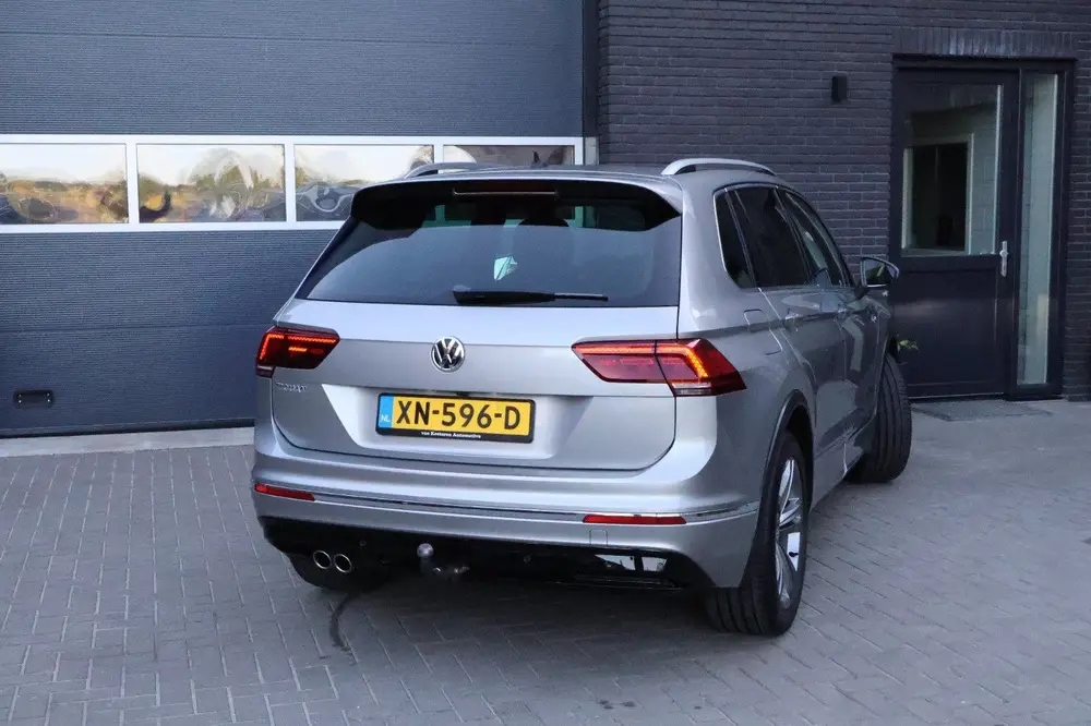 Volkswagen Tiguan 1.5 TSI R-line ACC I Pano I Apple Carplay uit 2019, foto 8