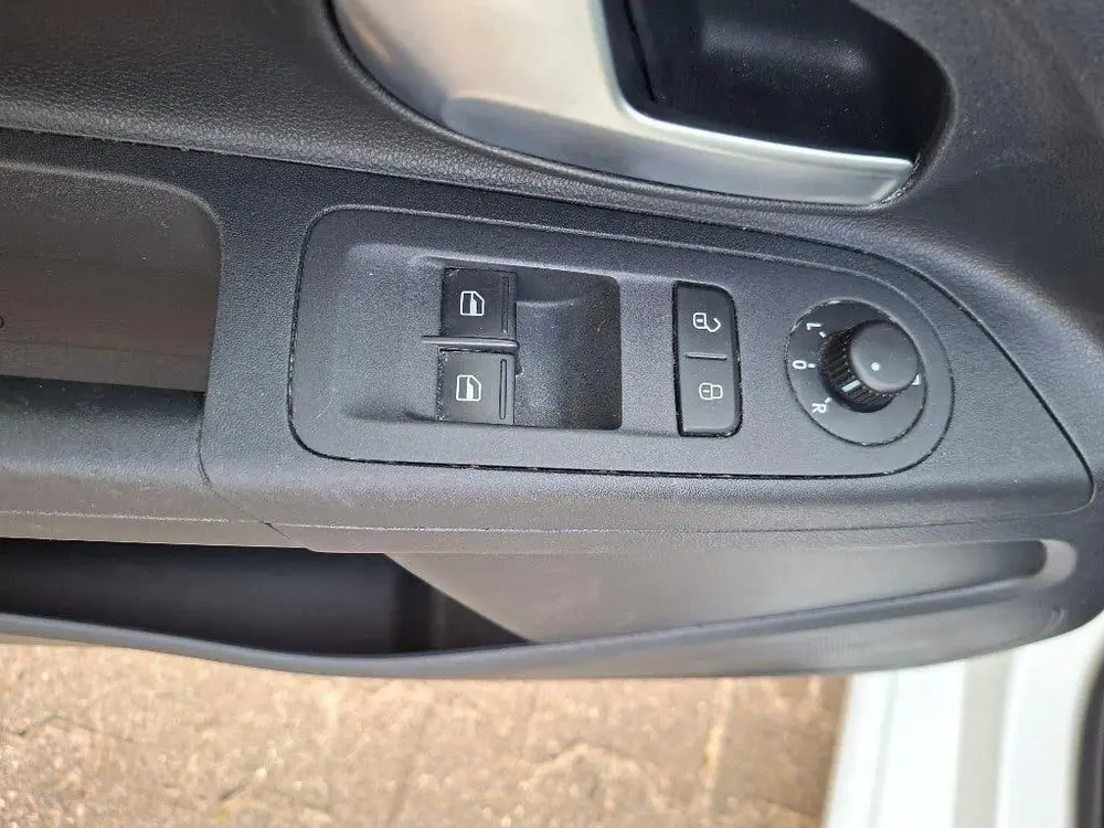 Volkswagen Up! 5D 2022 Cam|Cruise|Stoelverw|Airco|Lane|DAB uit 2022, foto 16