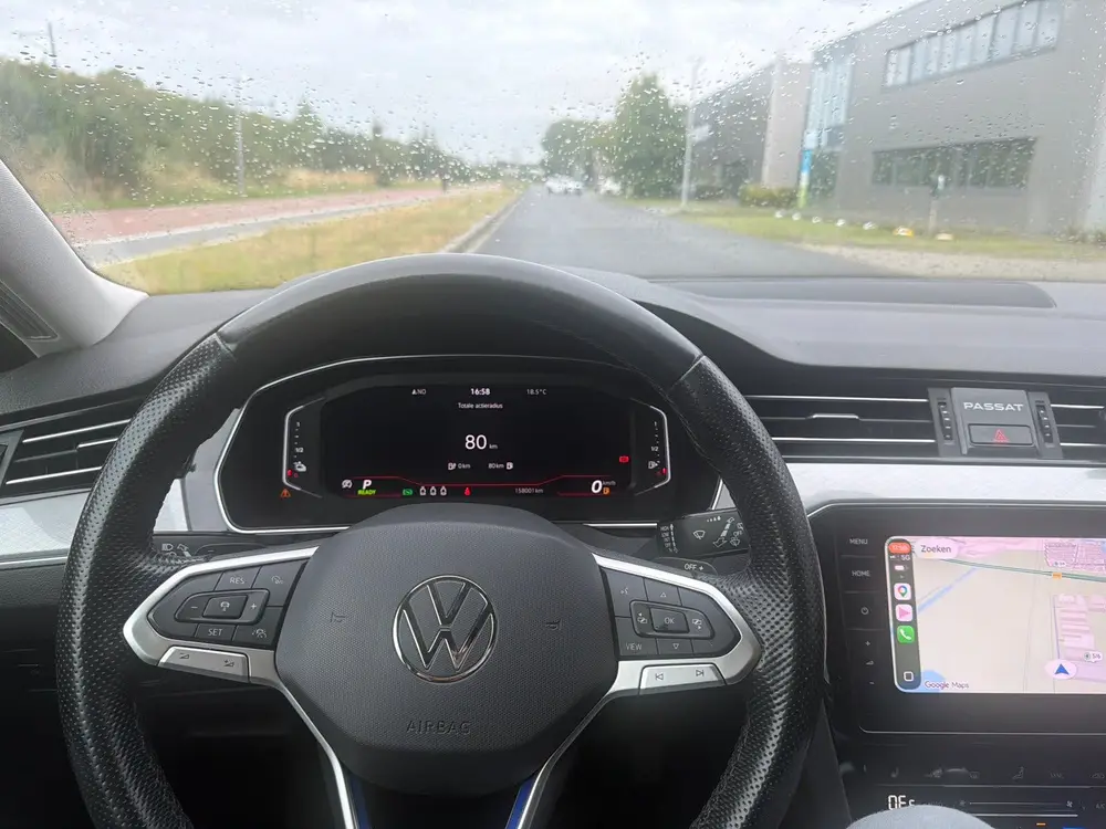 Volkswagen Passat Variant Passat 1.4 TSI Phev 218pk 6-DSG 2021 Zwart uit 2021, foto 8
