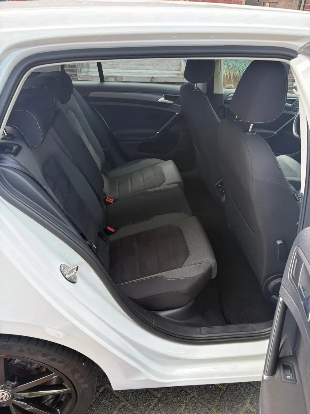 Volkswagen Golf VII Golf 1.0 TSI Business Edition 115pk 5D 2019 Wit uit 2019, foto 16