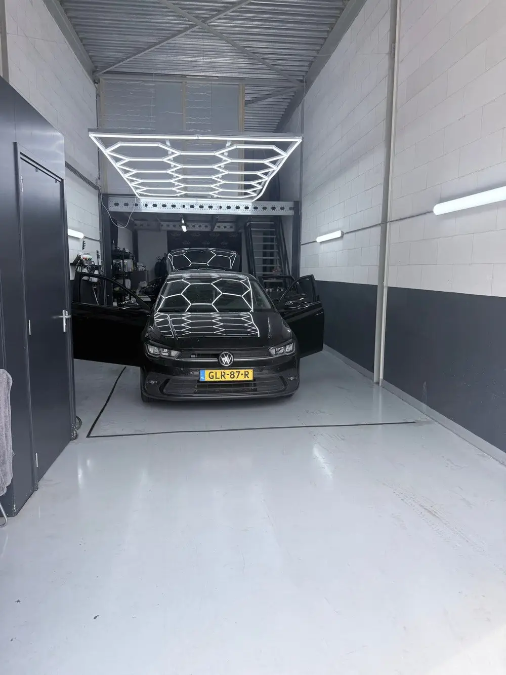 Volkswagen Polo 1.0 TSI 95 PK | 2023 | 48.000 km | Zwart uit 2023