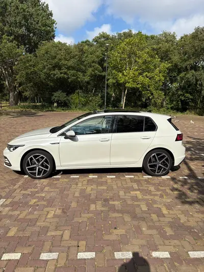 Volkswagen Golf 1.5 Etsi 150pk 7-DSG 2020 Wit uit 2020
