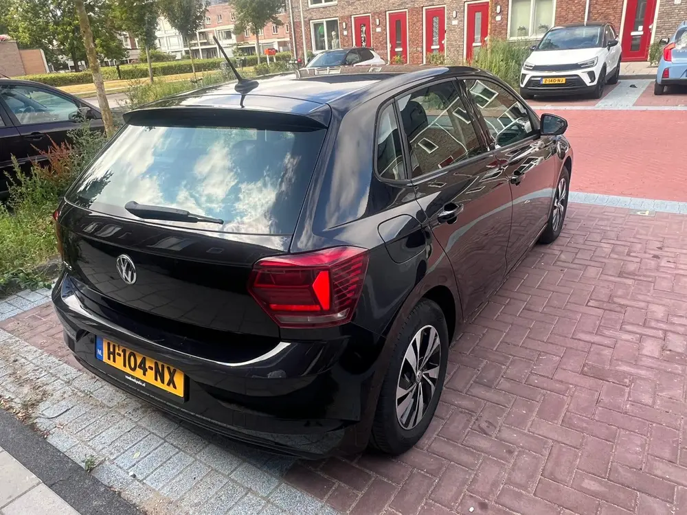 Volkswagen Polo 1.0 TSI 95pk 2020 Zwart uit 2020, foto 2