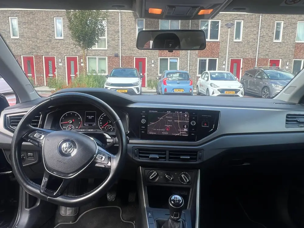 Volkswagen Polo 1.0 TSI 95pk 2020 Zwart uit 2020, foto 4