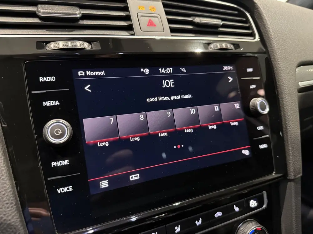 Volkswagen Golf 2.0 TSI GTI Performance, Virtual Dealer onde uit 2019, foto 12
