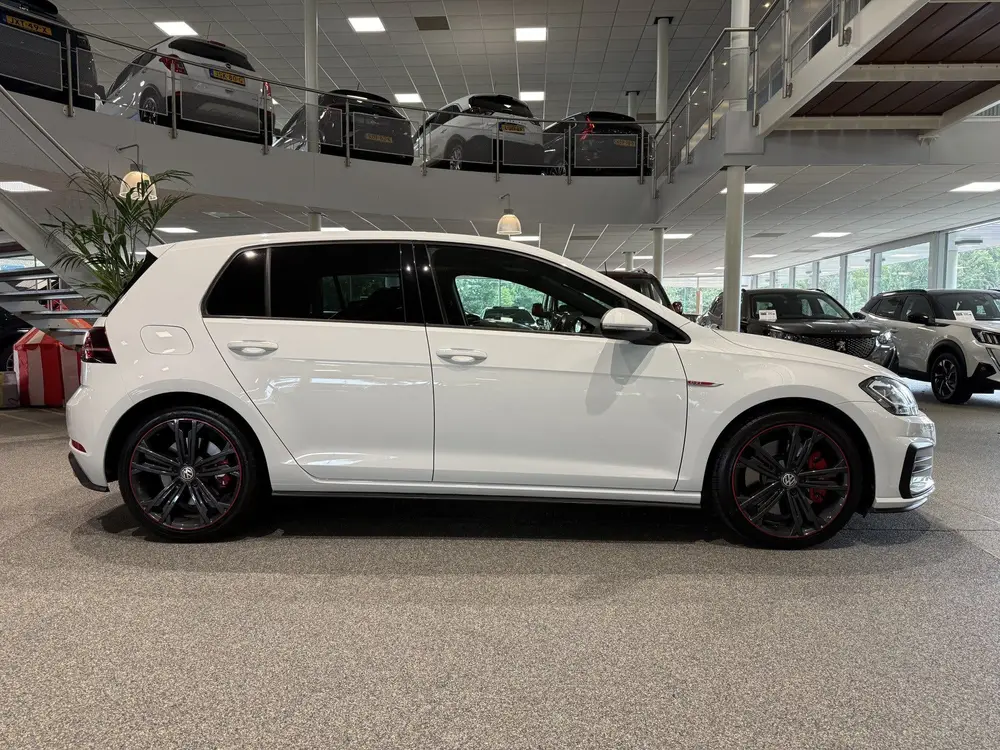 Volkswagen Golf 2.0 TSI GTI Performance, Virtual Dealer onde uit 2019, foto 4