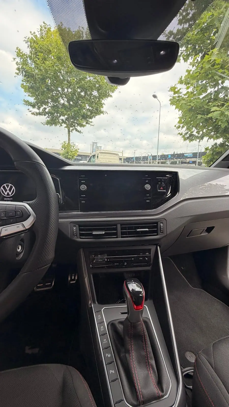 Volkswagen Polo 2.0 TSI 207pk Dsg-7 2024 Wit uit 2024, foto 17