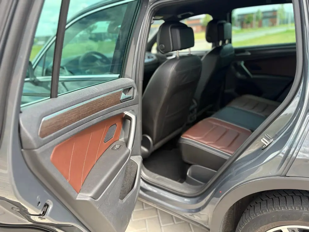 Volkswagen Tiguan 1.4 TSI Ehybrid 150pk DSG 2021 Grijs uit 2021, foto 11