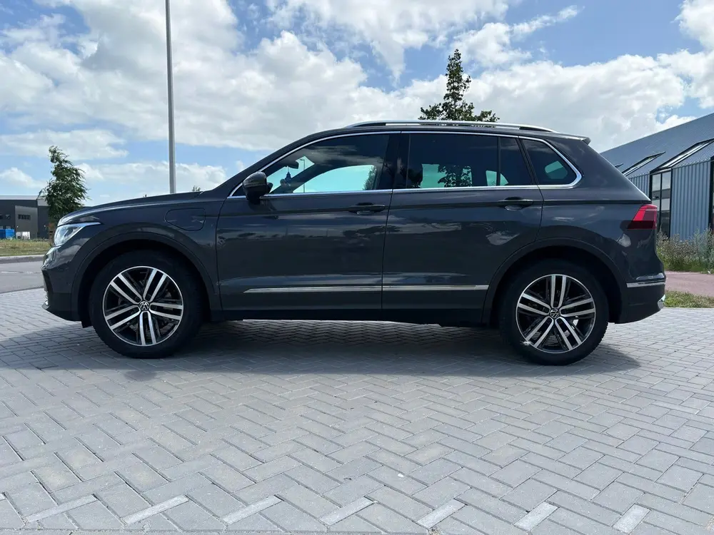 Volkswagen Tiguan 1.4 TSI Ehybrid 150pk DSG 2021 Grijs uit 2021, foto 7