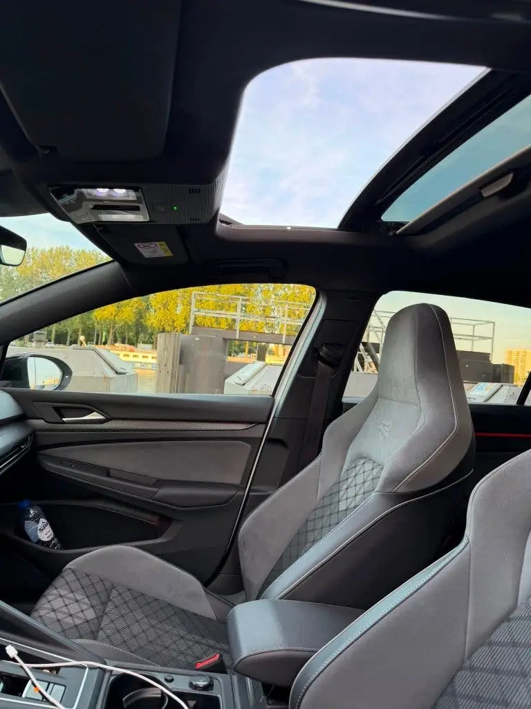 Volkswagen Golf 1.5 Etsi 131pk 7-DSG 2022 Wit uit 2022, foto 10