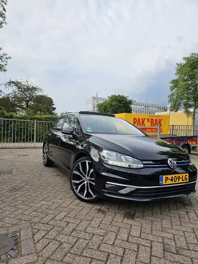 Volkswagen Golf VII Golf 1.5 TSI 130pk Bluemotion 2019 Zwart uit 2019