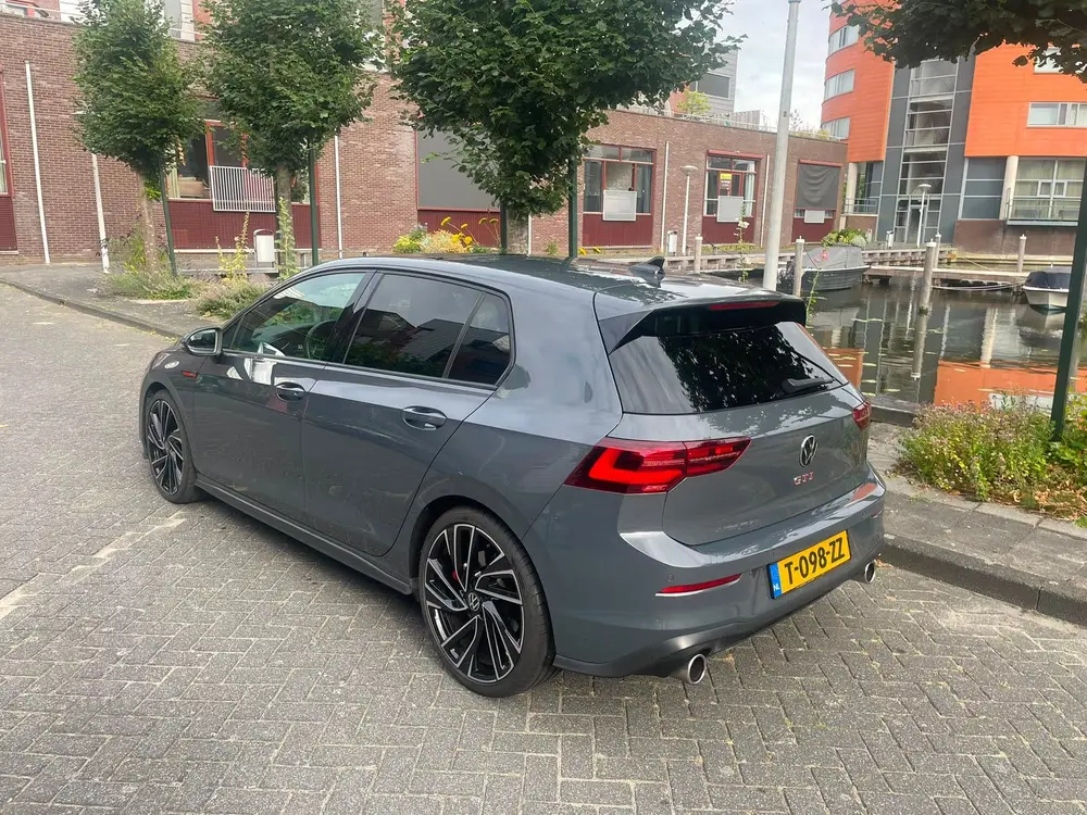 Volkswagen Golf 8 GTI, Moonstone Grey, Dealer onderhouden. uit 2021, foto 4