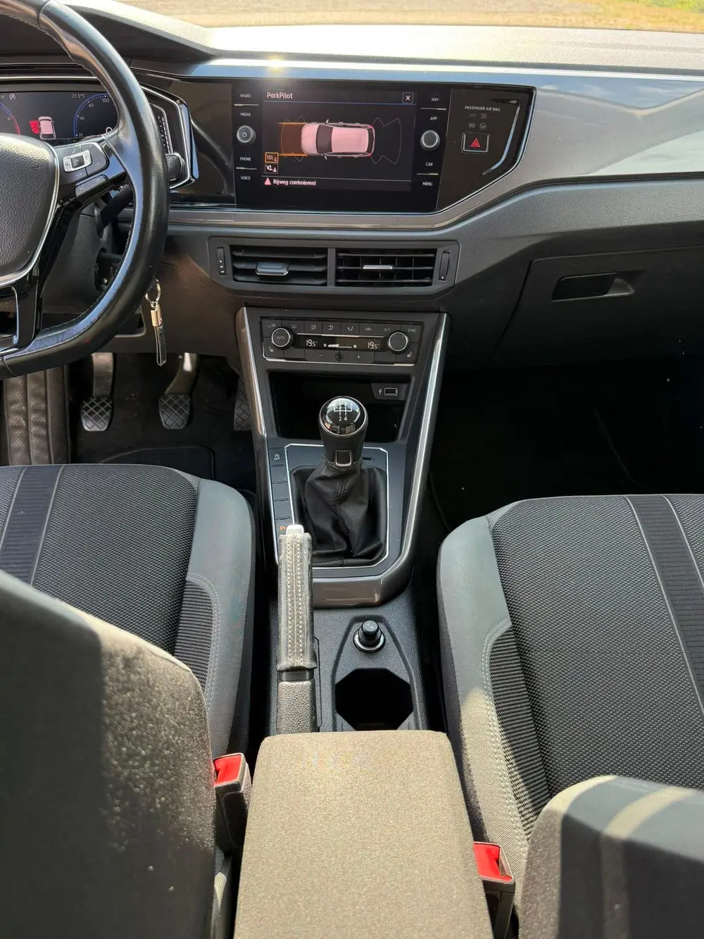 Volkswagen Polo 1.0 TSI 95pk Highline 2019 Wit Navi Airco uit 2019, foto 8