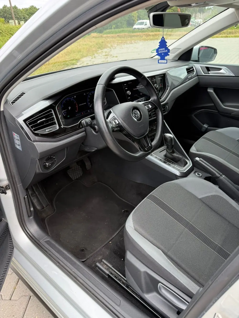 Volkswagen Polo 1.5 TSI 150pk 7-DSG 2020 Grijs uit 2020, foto 7