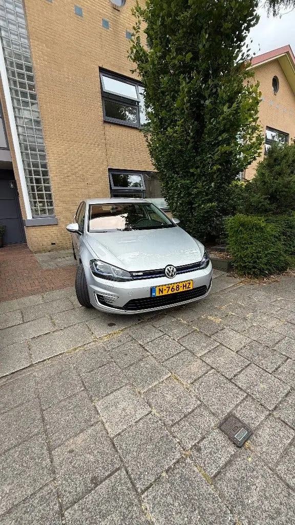 Volkswagen Golf VII Golf E-golf 11.xxx KM (als nieuw) uit 2019