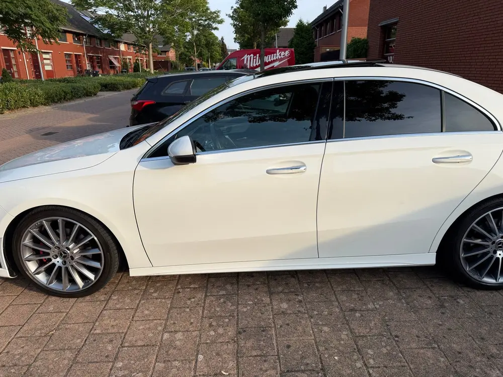 Mercedes-Benz A-Klasse Benz A-Klasse A 200 163pk 7G-DCT 2019 Wit AMG LIne uit 2019, foto 5