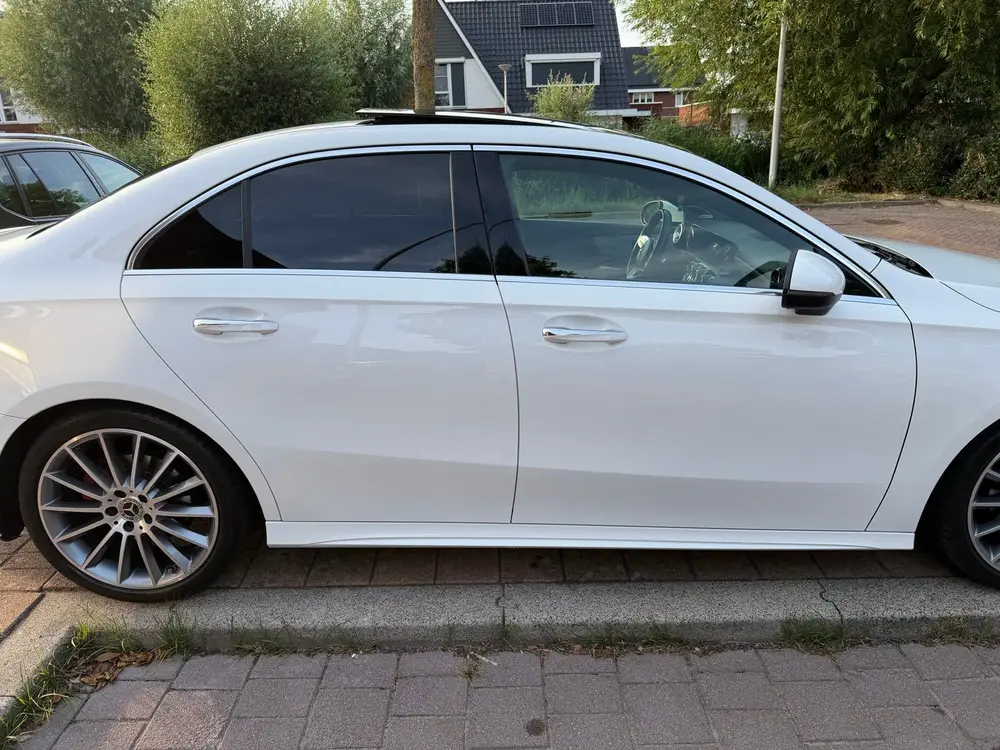 Mercedes-Benz A-Klasse Benz A-Klasse A 200 163pk 7G-DCT 2019 Wit AMG LIne uit 2019, foto 7