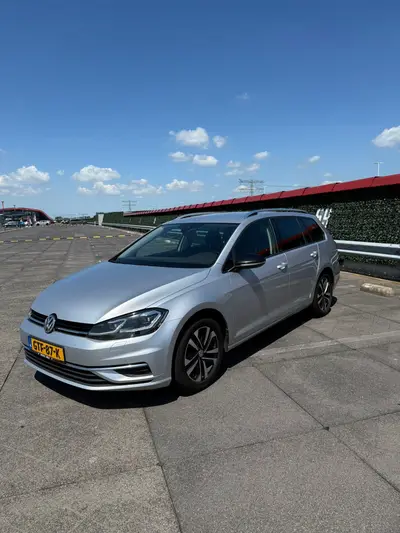 Volkswagen Golf Variant 2.0 TDI 150pk 7-DSG 2019 Grijs uit 2019