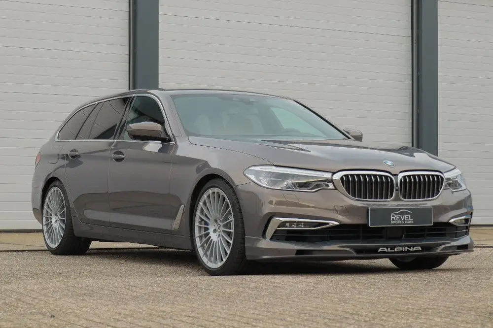 BMW B5 Touring Performance Brakes Champagne Quartz uit 2019, foto 4