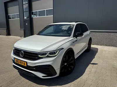 Volkswagen Tiguan 1.5TSI 3xR-Line |PANO |150PK |DSG |STNDKCH uit 2021