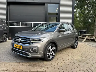 Volkswagen T-Cross 1.0 TSI R-line 115pk 2019 Nette auto uit 2019