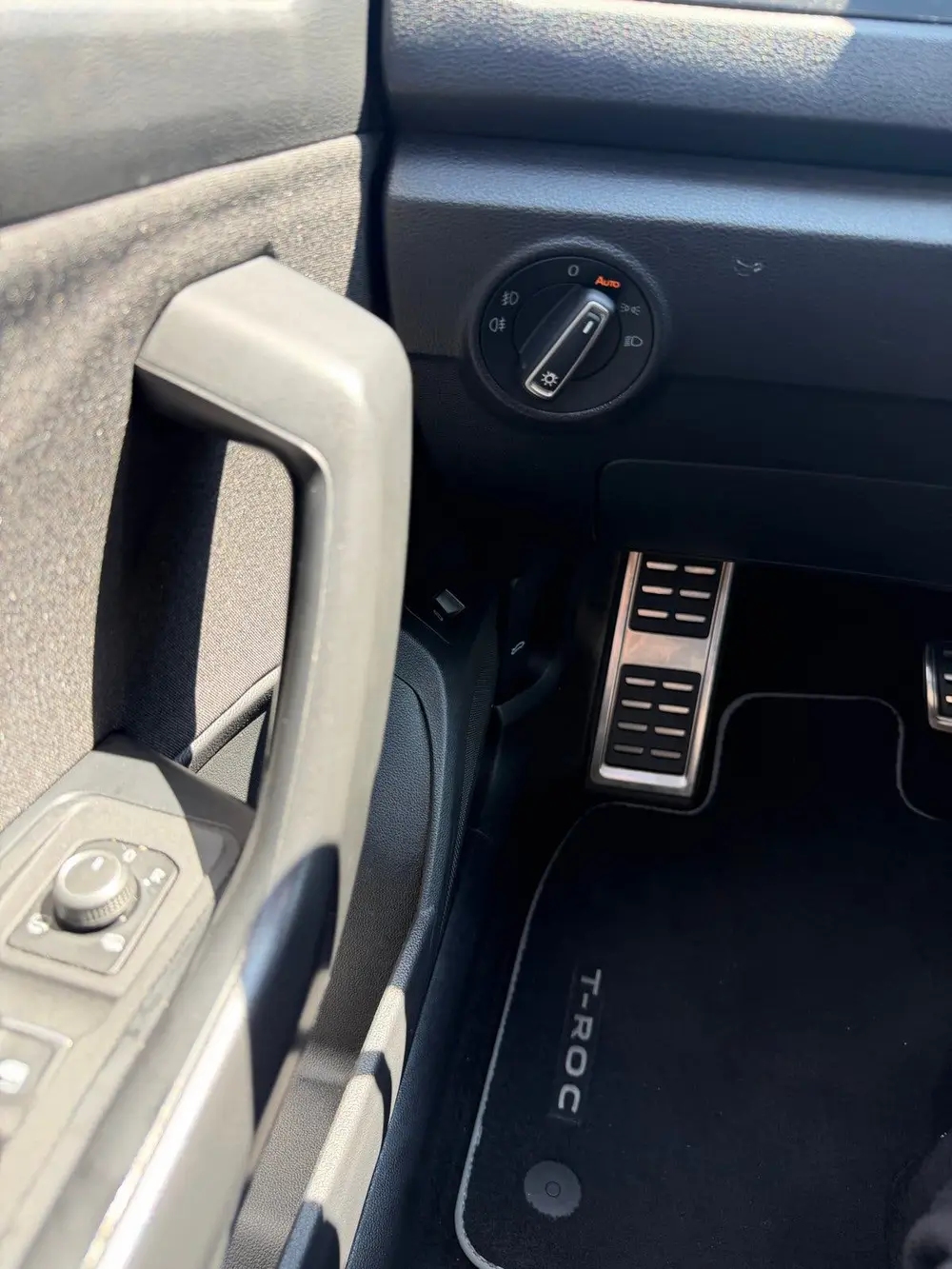 Volkswagen T-Roc 1.5 TSI 150pk 7-DSG 2021 Grijs PANO KEYLESS uit 2021, foto 12