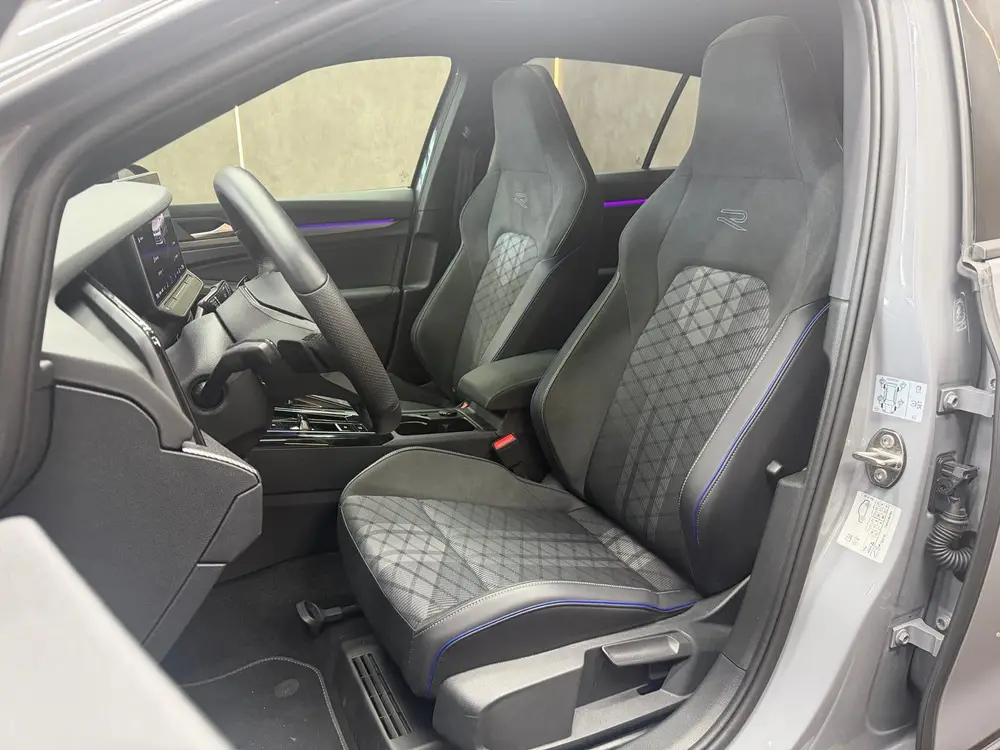 Volkswagen Golf 8.5 1.5 eTSI R-Line 150PK | Pano | 360 | H&K uit 2025, foto 16