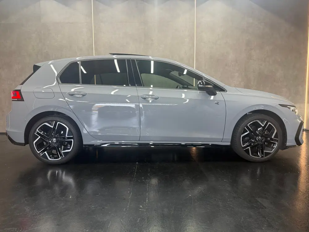 Volkswagen Golf 8.5 1.5 eTSI R-Line 150PK | Pano | 360 | H&K uit 2025, foto 3