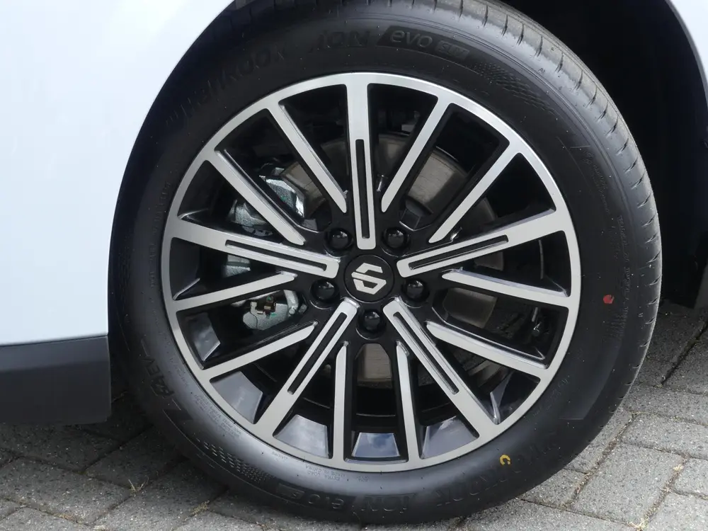 Leapmotor B10 Design ProMax 67.1 kWh 218PK Automaat Navigati uit 2026, foto 8