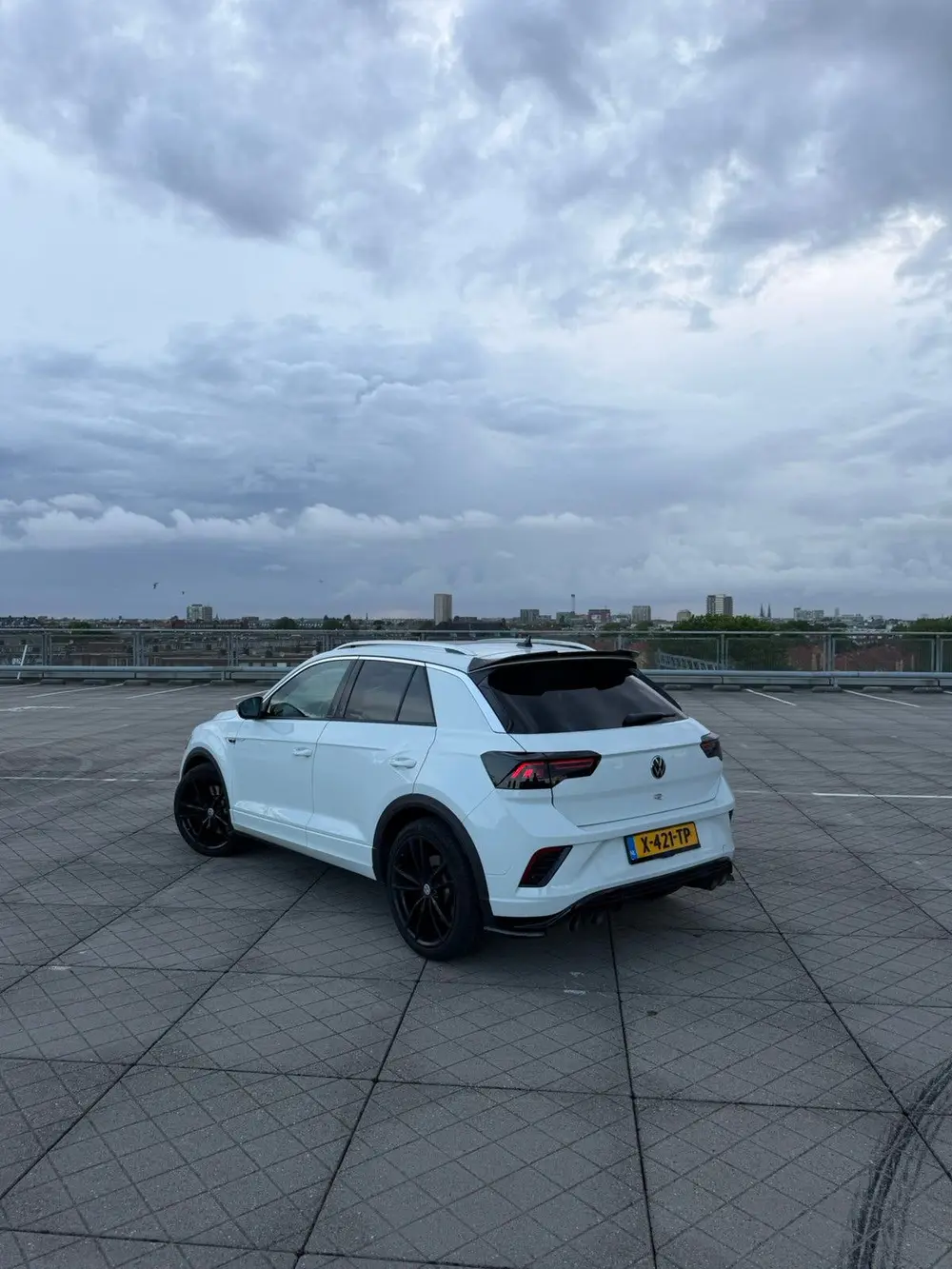 Volkswagen T-Roc 2.0 TSI 4Motion R | AKRA | BEATS | FACELIFT uit 2020, foto 4