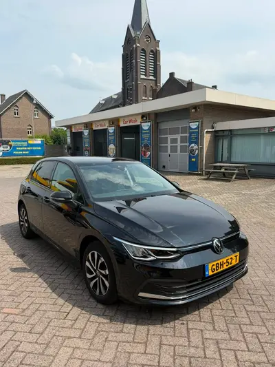 Volkswagen Golf 1.0 TSI 110pk 2021 Zwart uit 2021