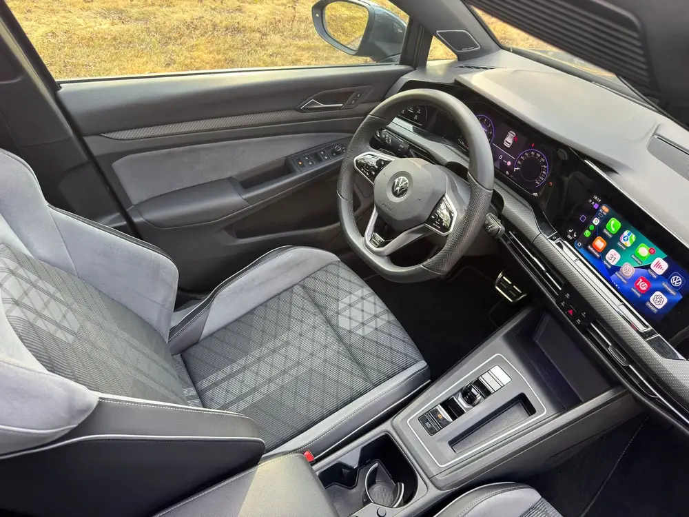 Volkswagen Golf 1.5 eTSI R-Line DSG Pano Harman IQ.Light uit 2021, foto 13