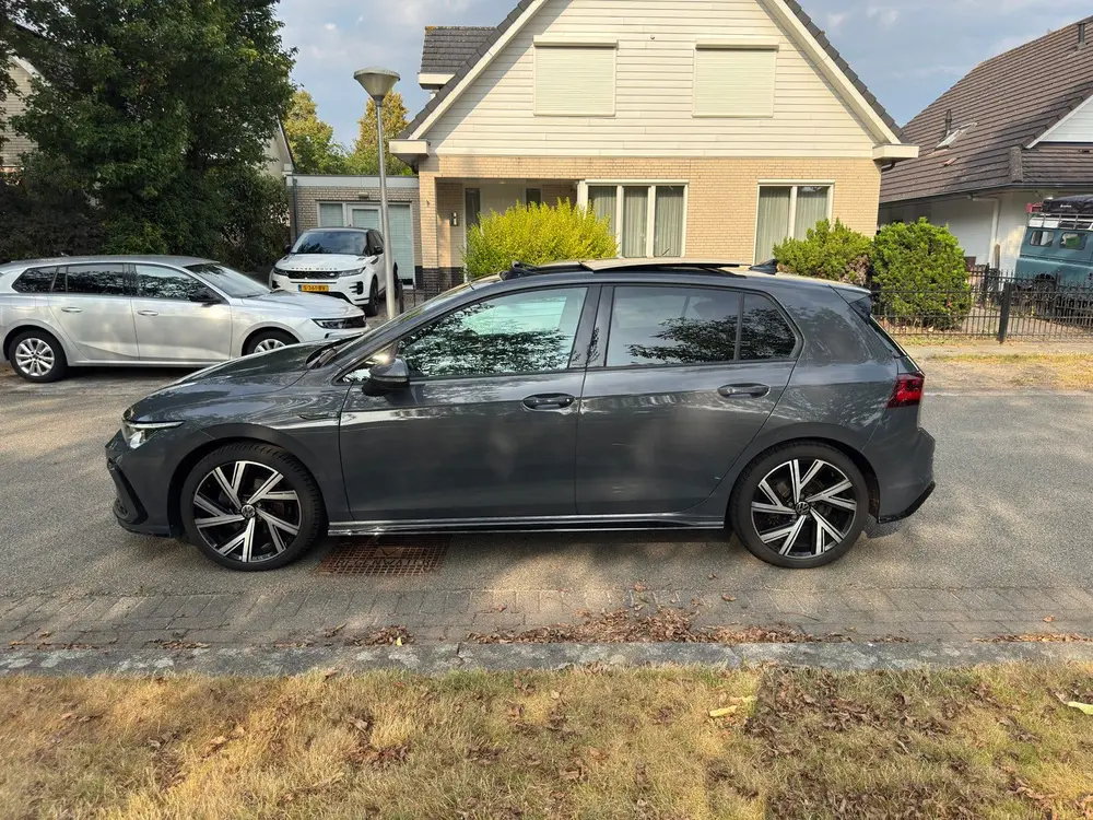 Volkswagen Golf 1.5 eTSI R-Line DSG Pano Harman IQ.Light uit 2021, foto 4