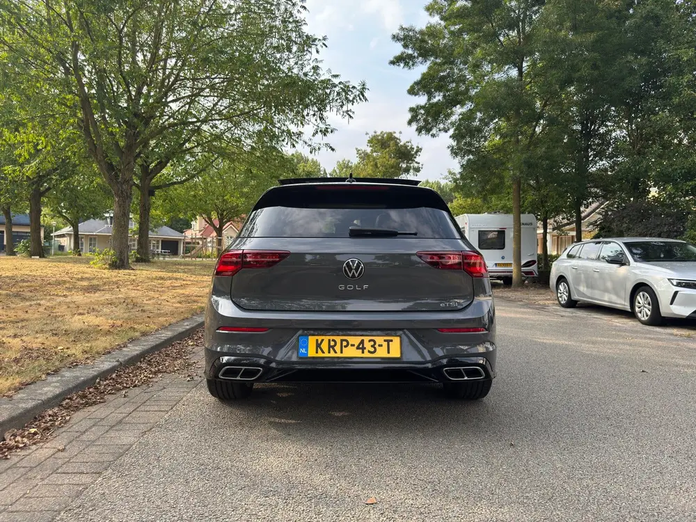 Volkswagen Golf 1.5 eTSI R-Line DSG Pano Harman IQ.Light uit 2021, foto 6
