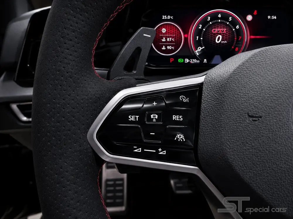 Volkswagen Golf 2.0 TSI GTI Clubsport|Pano|Diffuser uit 2022, foto 15
