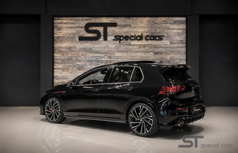 Volkswagen Golf 2.0 TSI GTI Clubsport|Pano|Diffuser uit 2022, foto 2